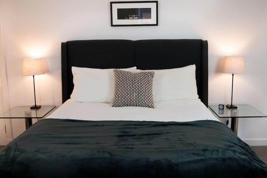 Central 2 Bedroom Luxury Home Close To River Ness อินเวอร์เนส ภายนอก รูปภาพ